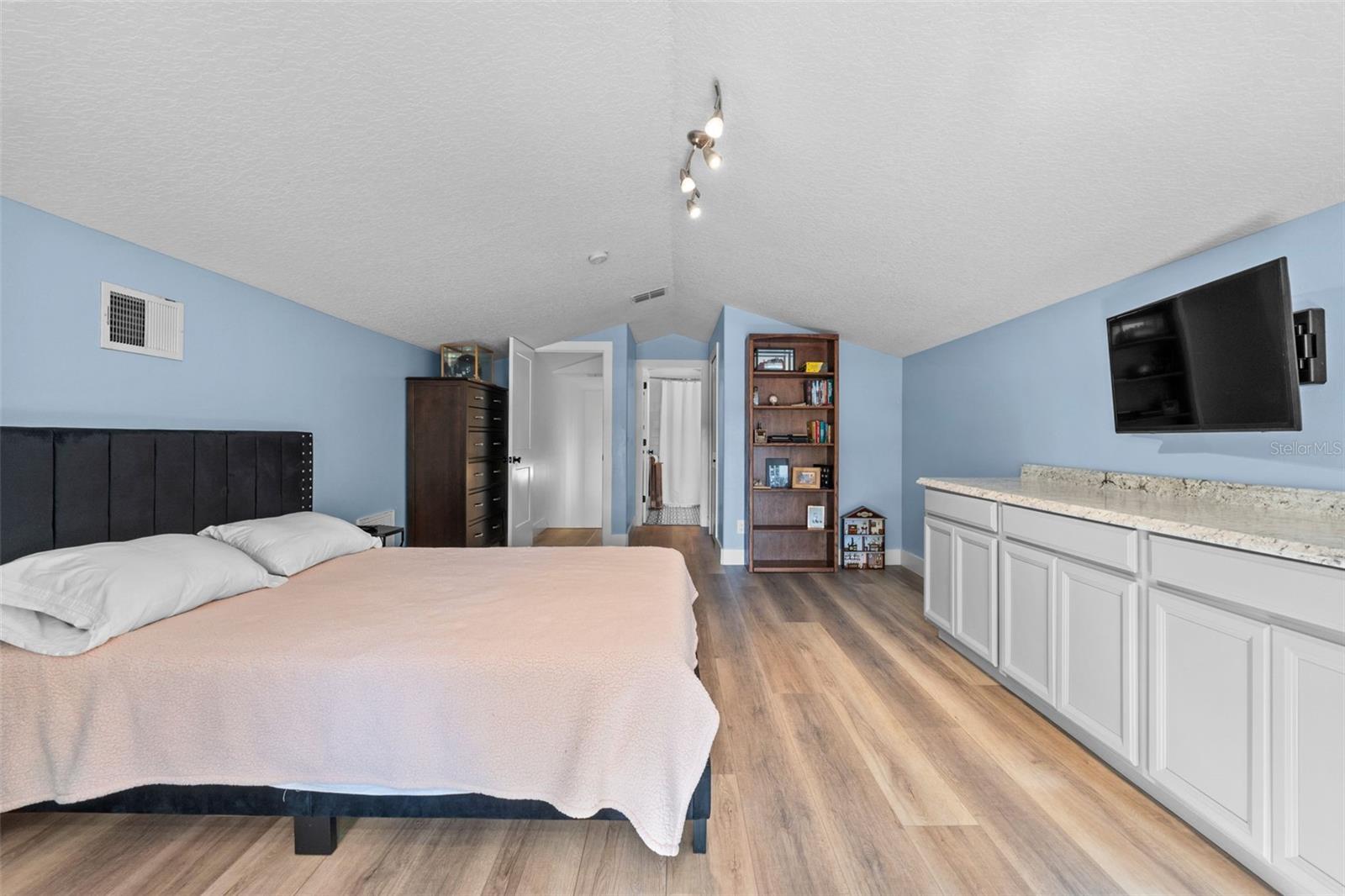 13201 LAKEWIND DR, CLERMONT, FL, 34711