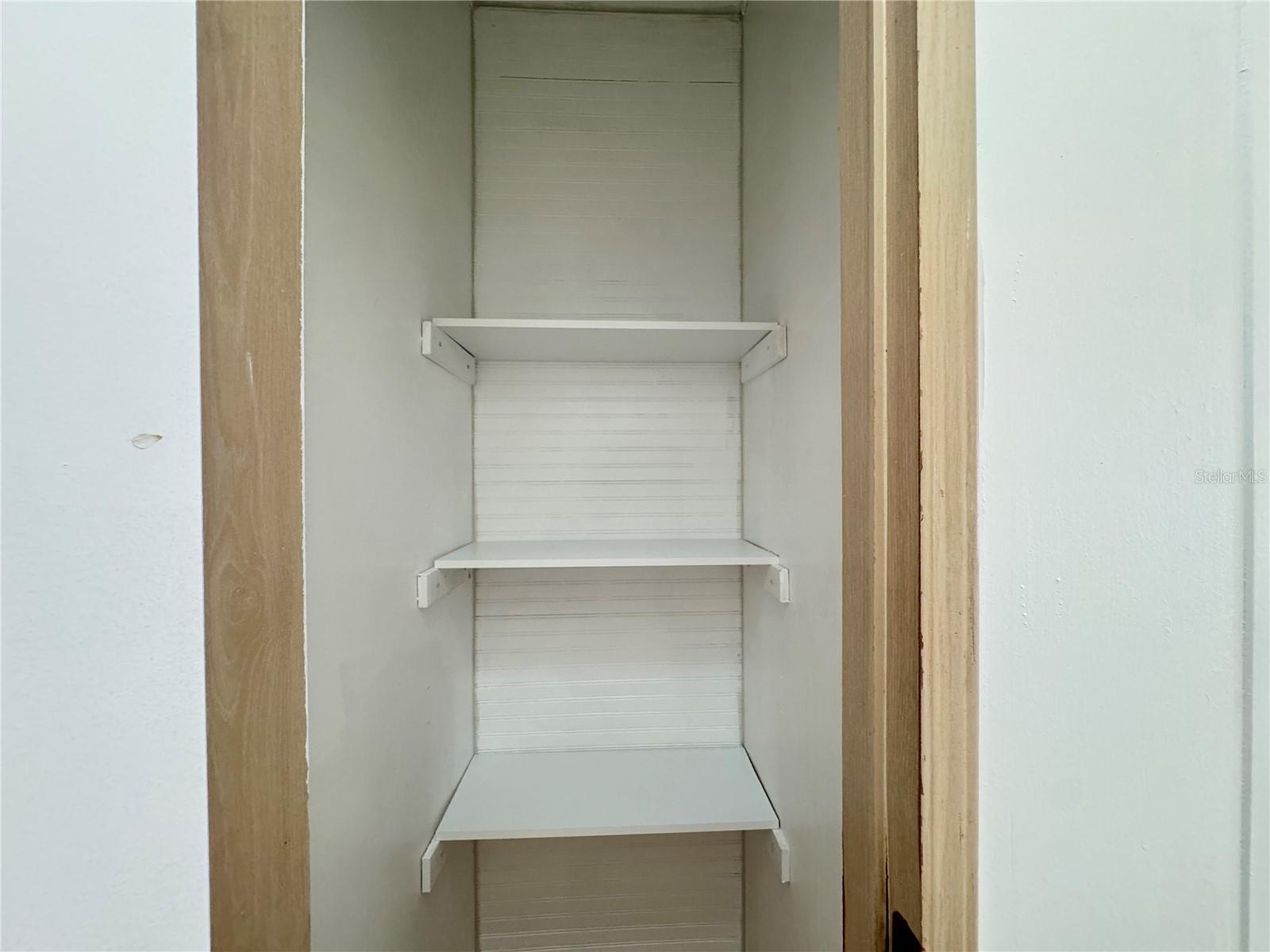 TB8359578 Property Photo