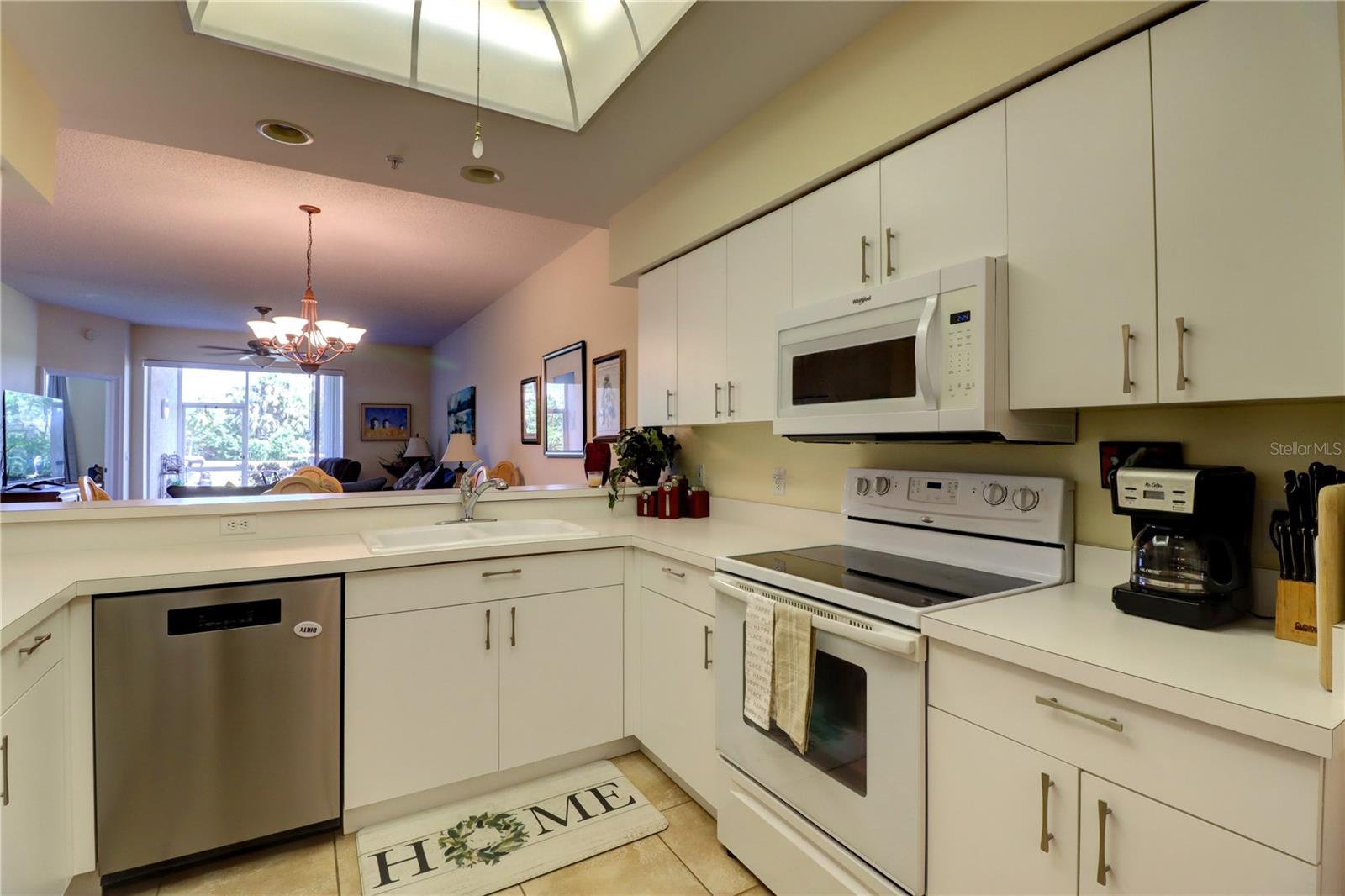 A4643776 Property Photo