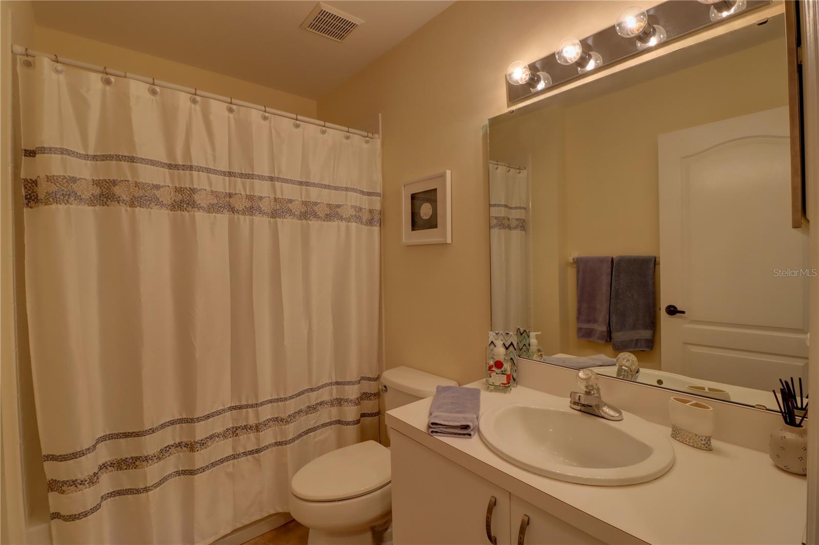 A4643776 Property Photo