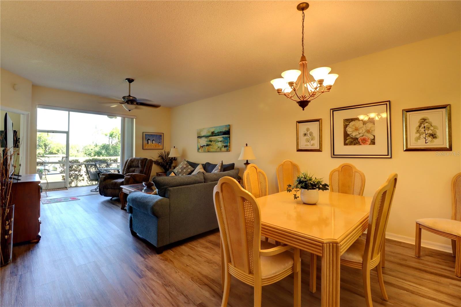 A4643776 Property Photo