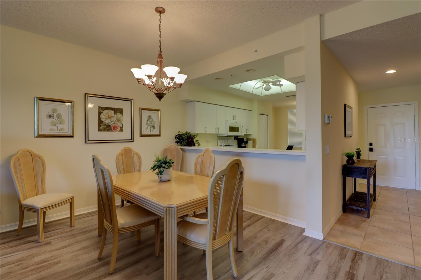 A4643776 Property Photo