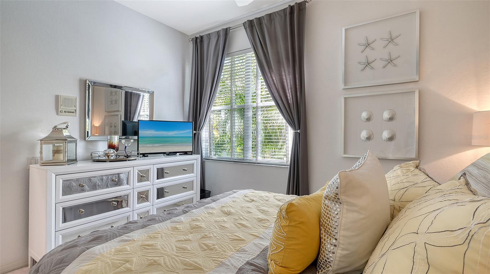 7903 HAMPTON CT, UNIVERSITY PARK, FL, 34201