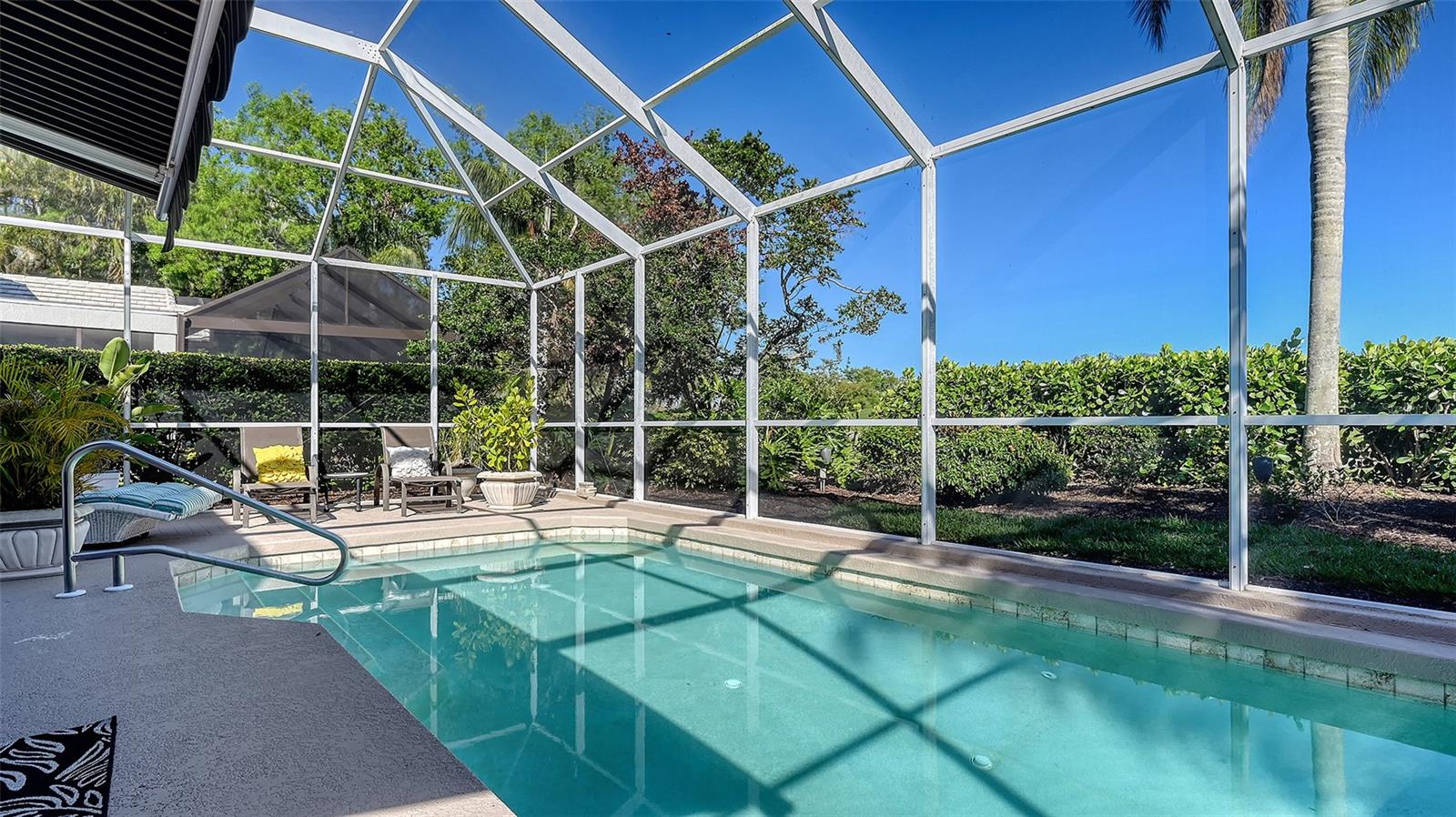 7903 HAMPTON CT, UNIVERSITY PARK, FL, 34201