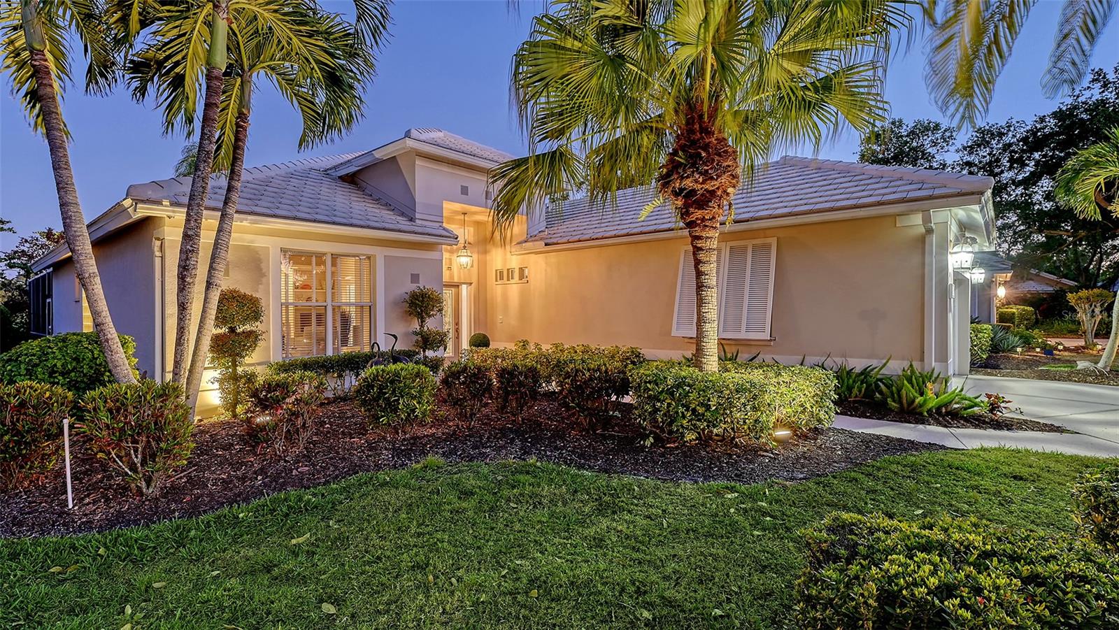 7903 HAMPTON CT, UNIVERSITY PARK, FL, 34201