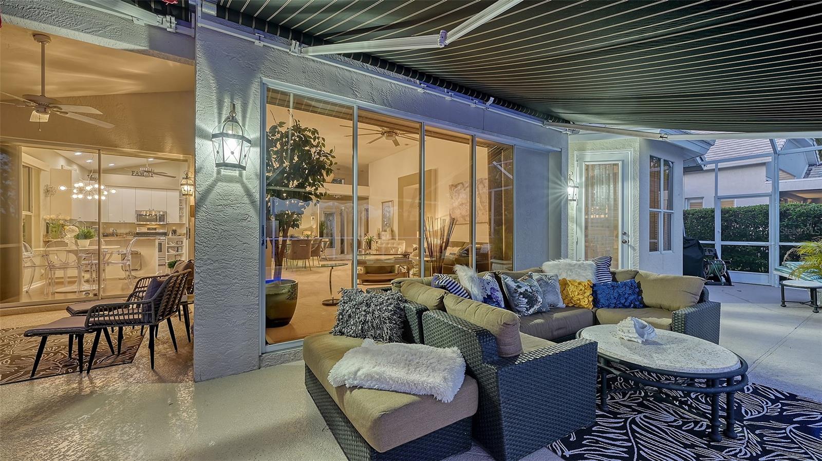 7903 HAMPTON CT, UNIVERSITY PARK, FL, 34201
