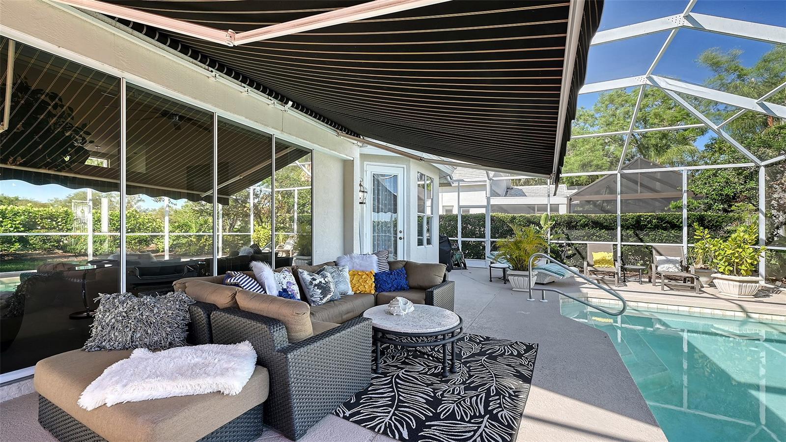 7903 HAMPTON CT, UNIVERSITY PARK, FL, 34201