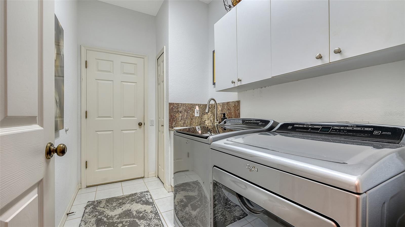 7903 HAMPTON CT, UNIVERSITY PARK, FL, 34201