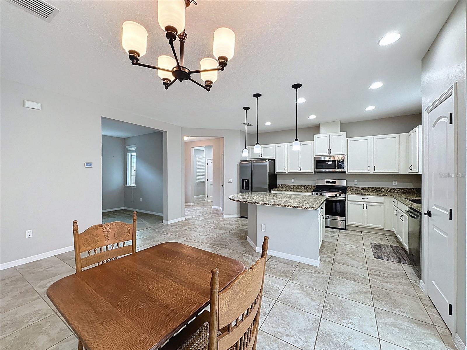 345 ALCOVE DR, GROVELAND, FL, 34736