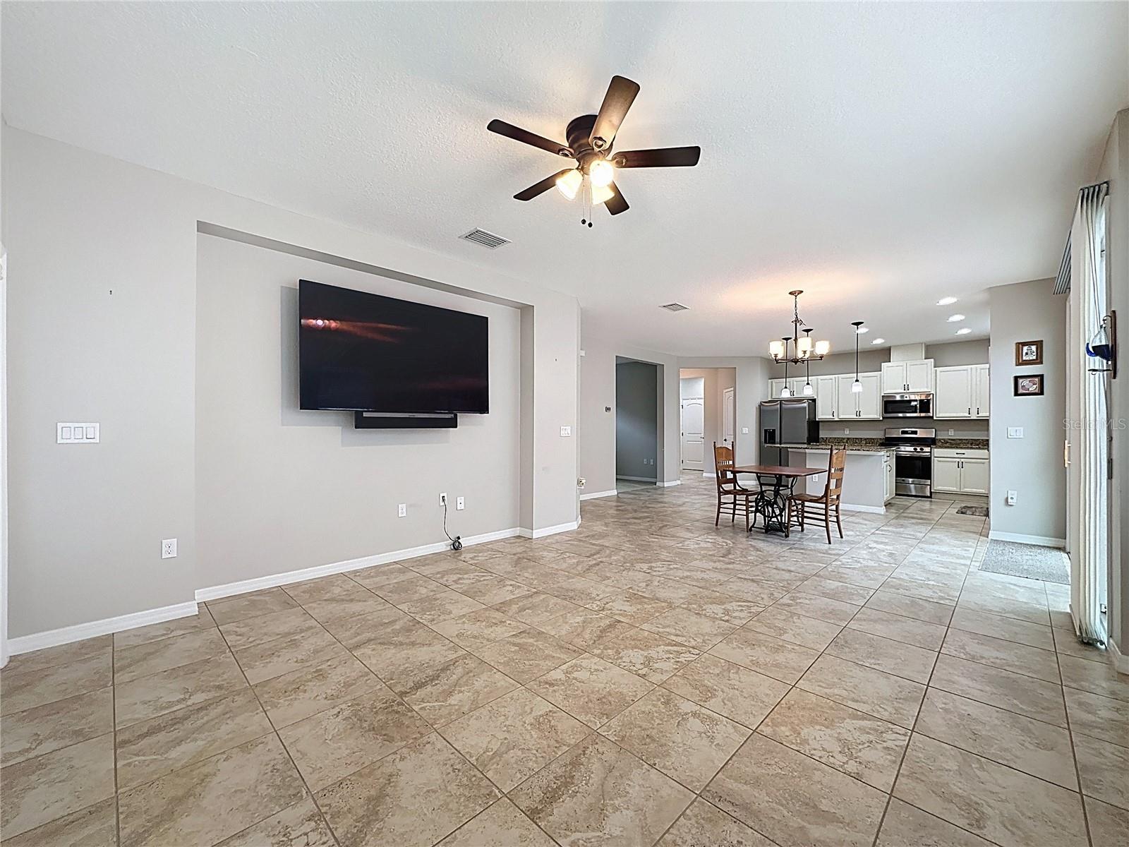 345 ALCOVE DR, GROVELAND, FL, 34736