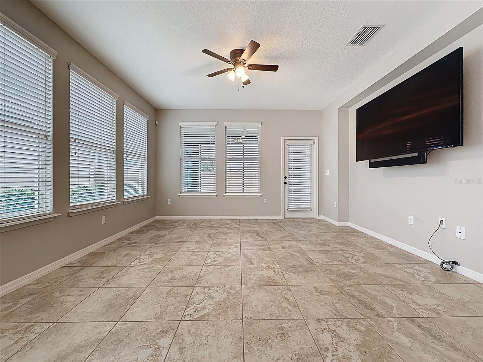 345 ALCOVE DR, GROVELAND, FL, 34736