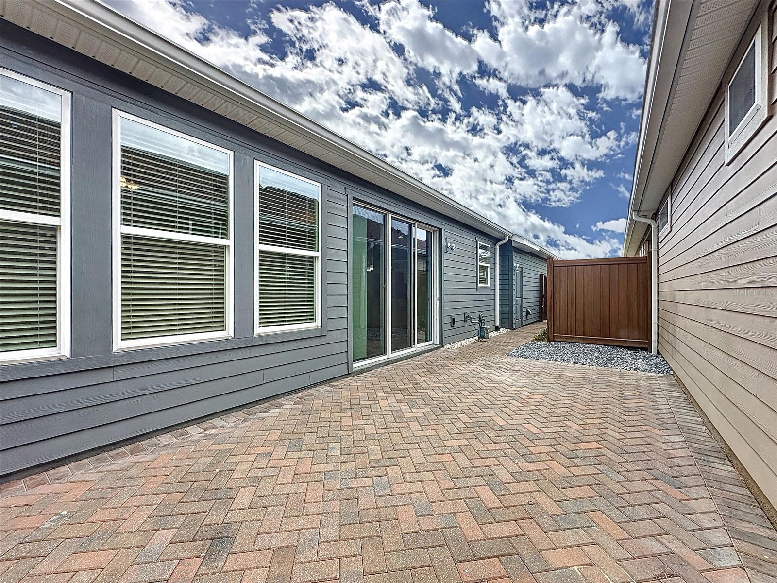 345 ALCOVE DR, GROVELAND, FL, 34736