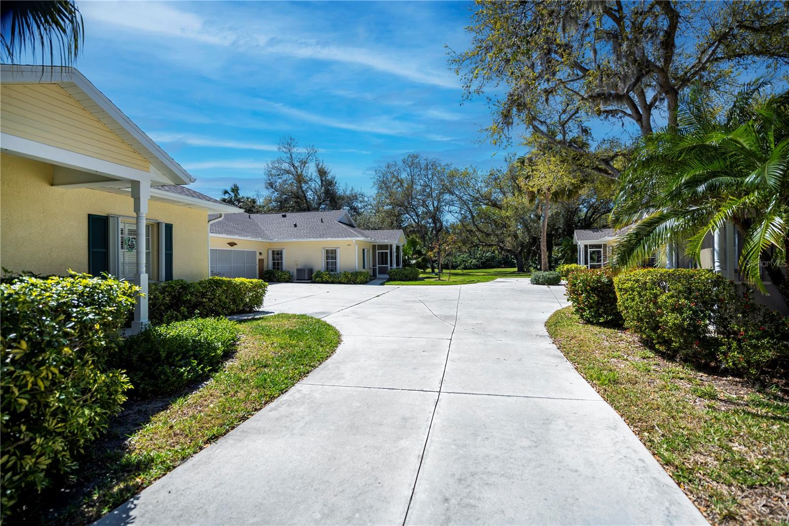 1420 WINDING OAK DR, PORT CHARLOTTE, FL, 33948
