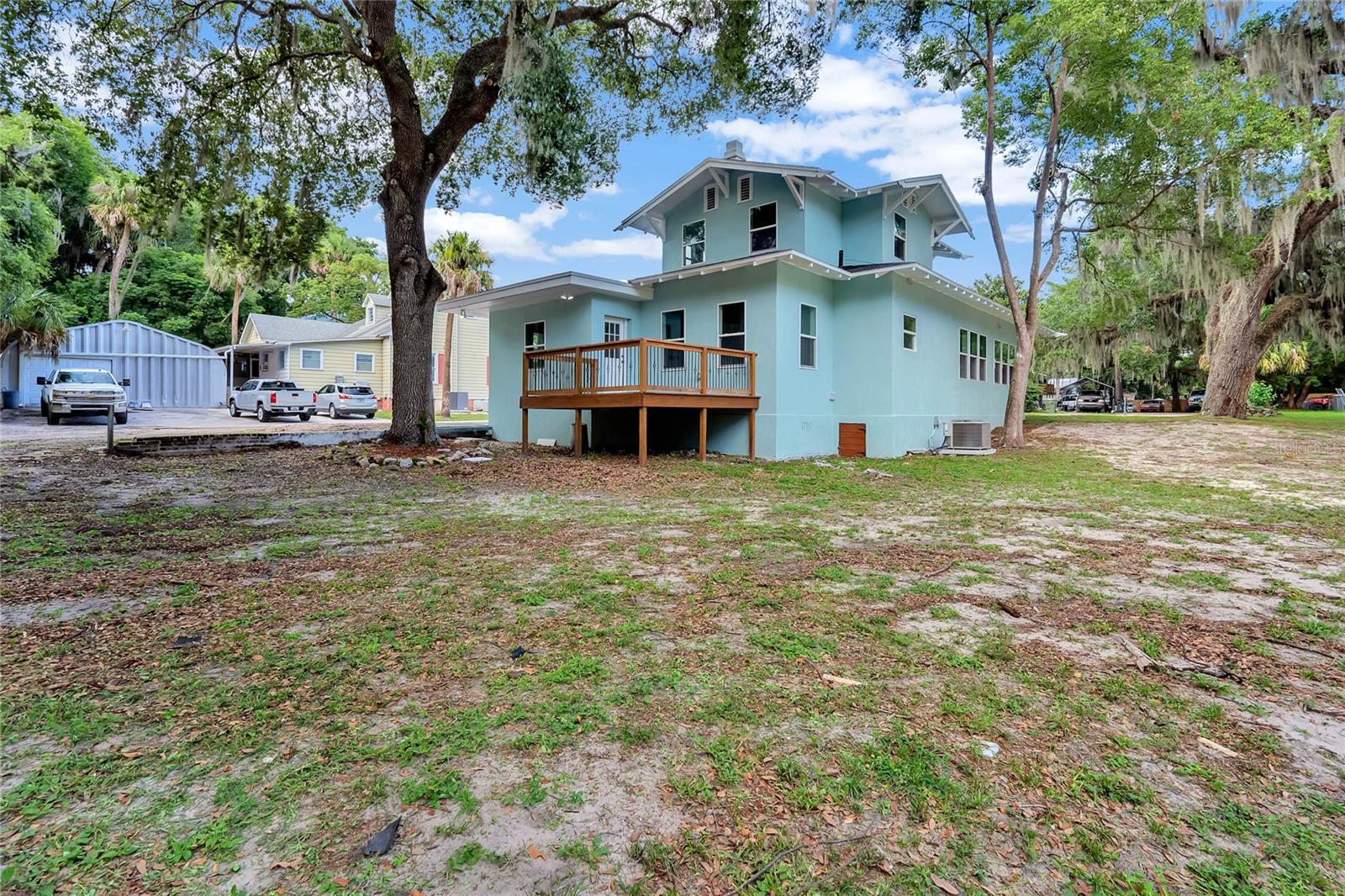 415 S 9TH ST, LEESBURG, FL, 34748