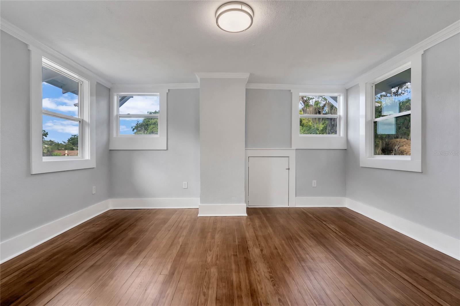 415 S 9TH ST, LEESBURG, FL, 34748
