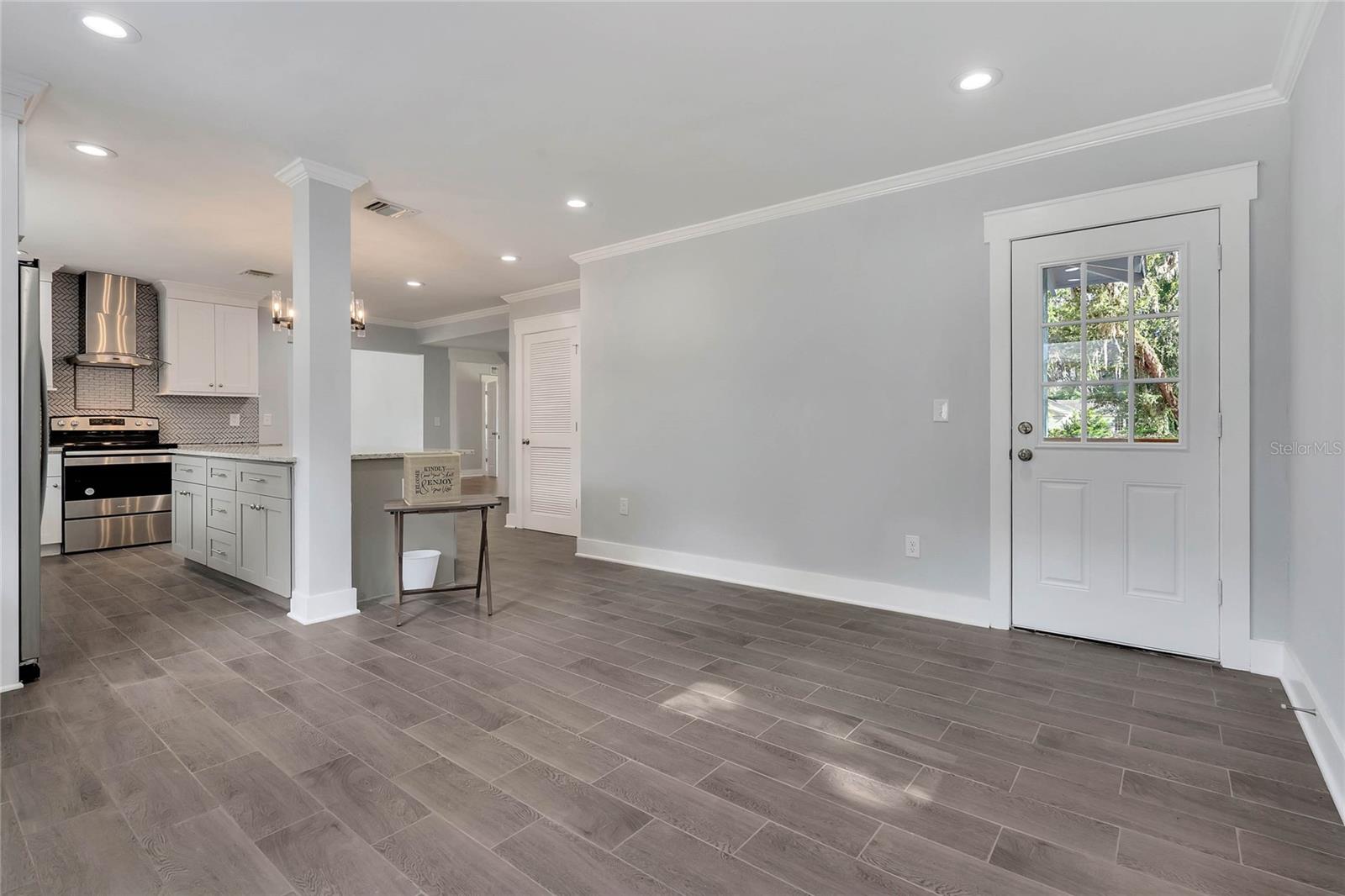 415 S 9TH ST, LEESBURG, FL, 34748