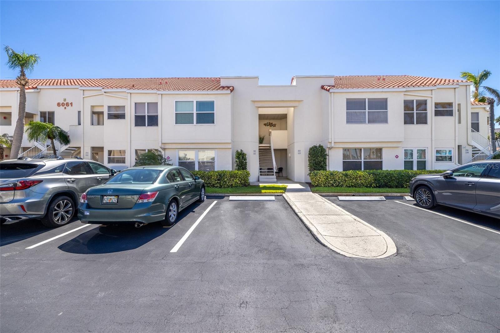 6061 BAHIA DEL MAR BLVD #112, ST PETERSBURG, FL, 33715
