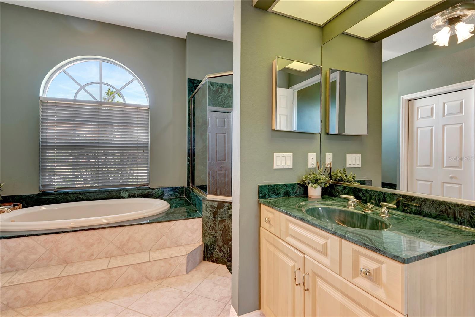 7118 42ND CT E, SARASOTA, FL, 34243