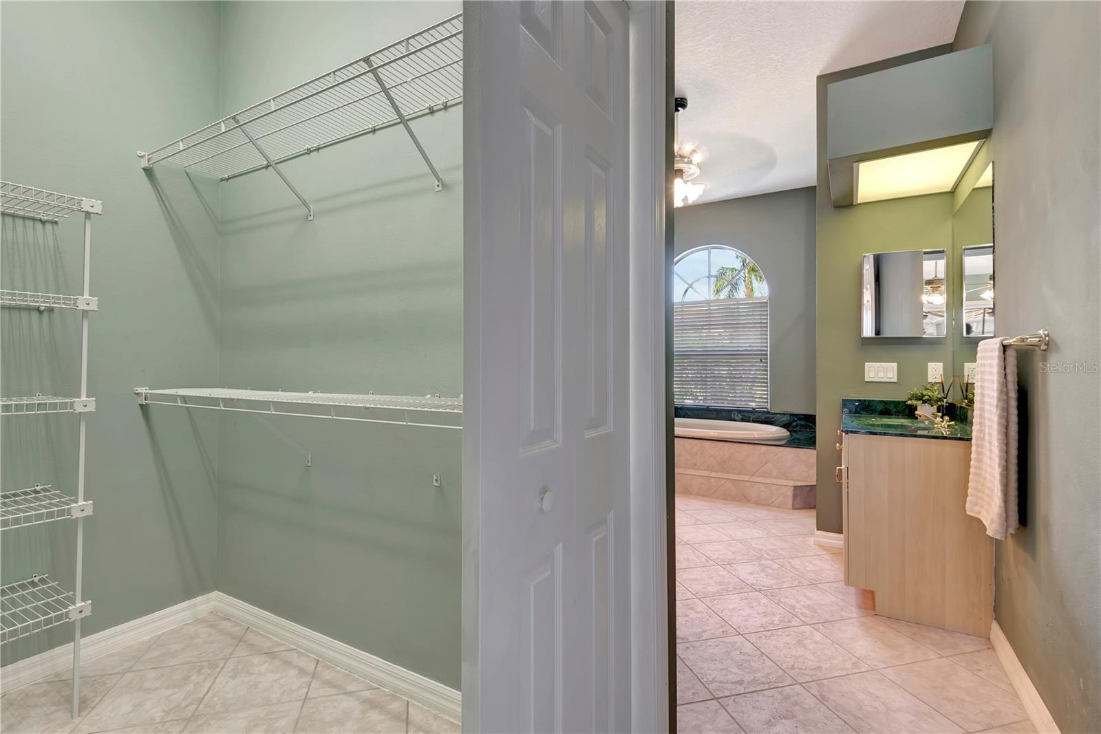 7118 42ND CT E, SARASOTA, FL, 34243