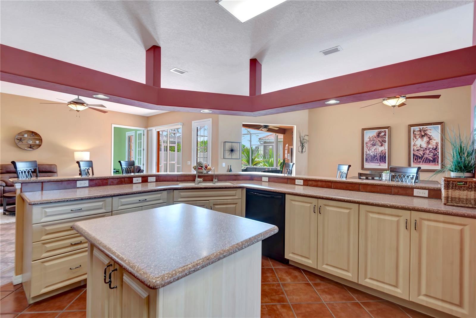 7118 42ND CT E, SARASOTA, FL, 34243