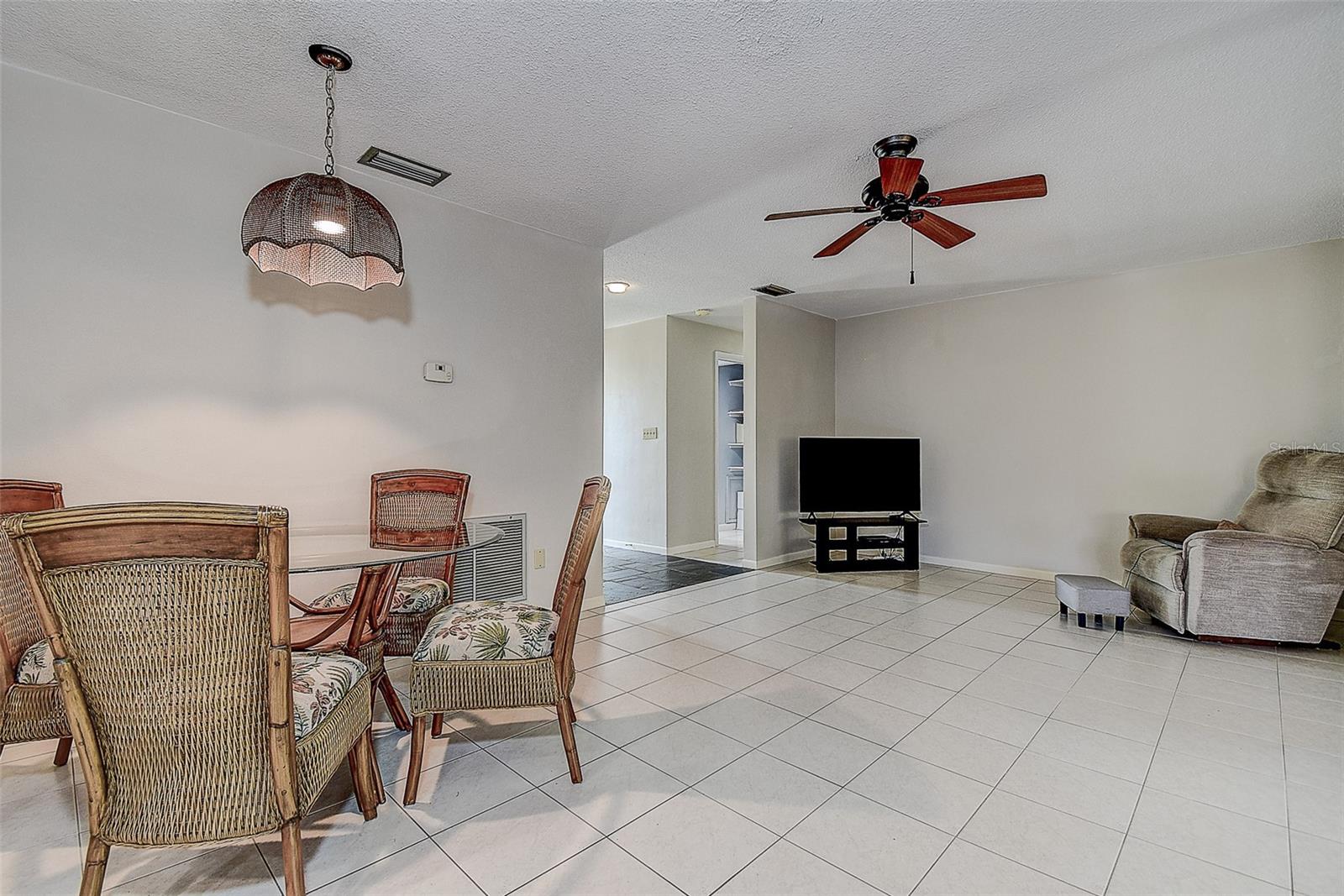2513 BRAMBLEWOOD DR W, CLEARWATER, FL, 33763