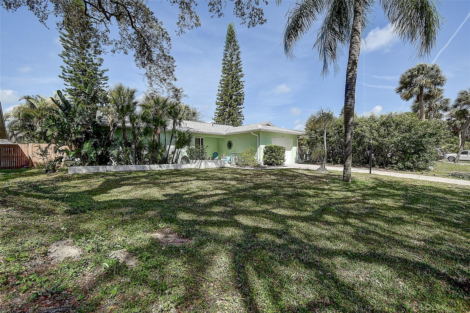 2513 BRAMBLEWOOD DR W, CLEARWATER, FL, 33763