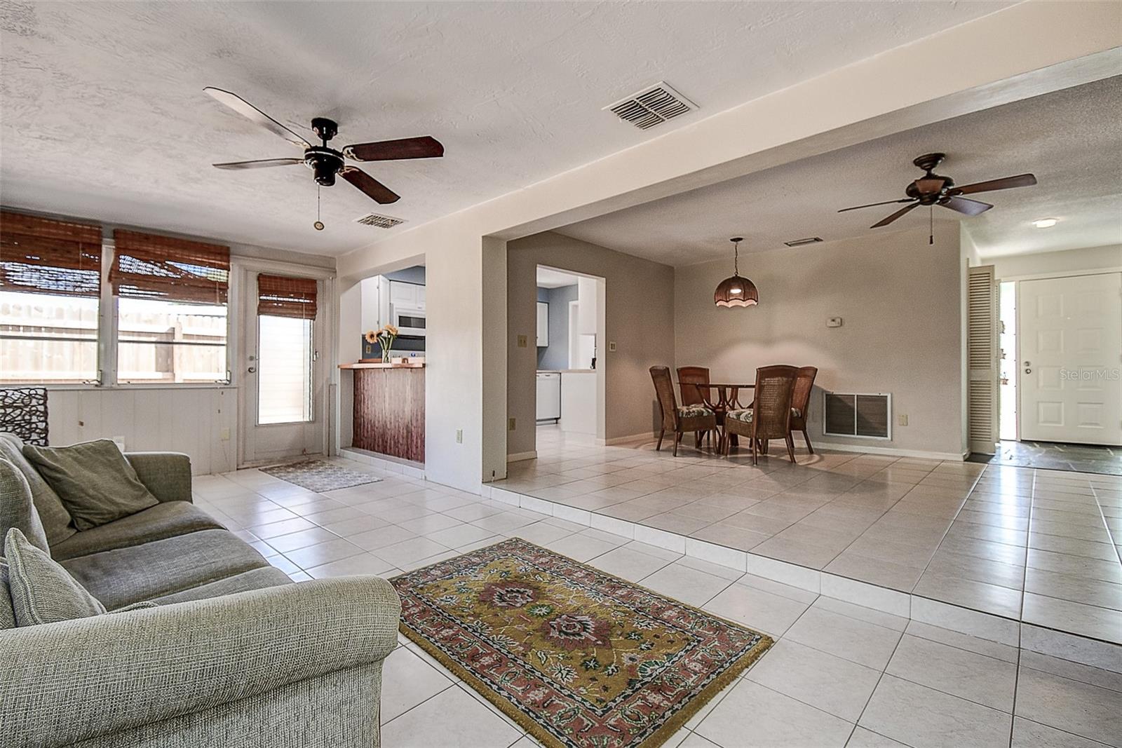 2513 BRAMBLEWOOD DR W, CLEARWATER, FL, 33763