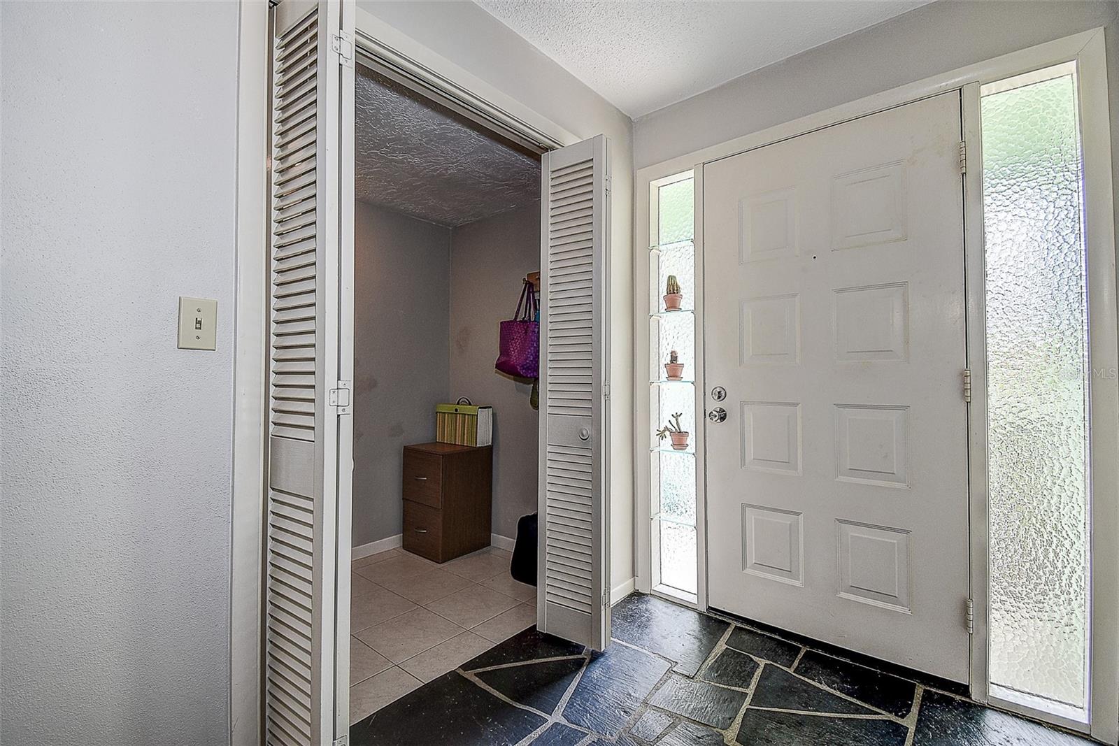 2513 BRAMBLEWOOD DR W, CLEARWATER, FL, 33763