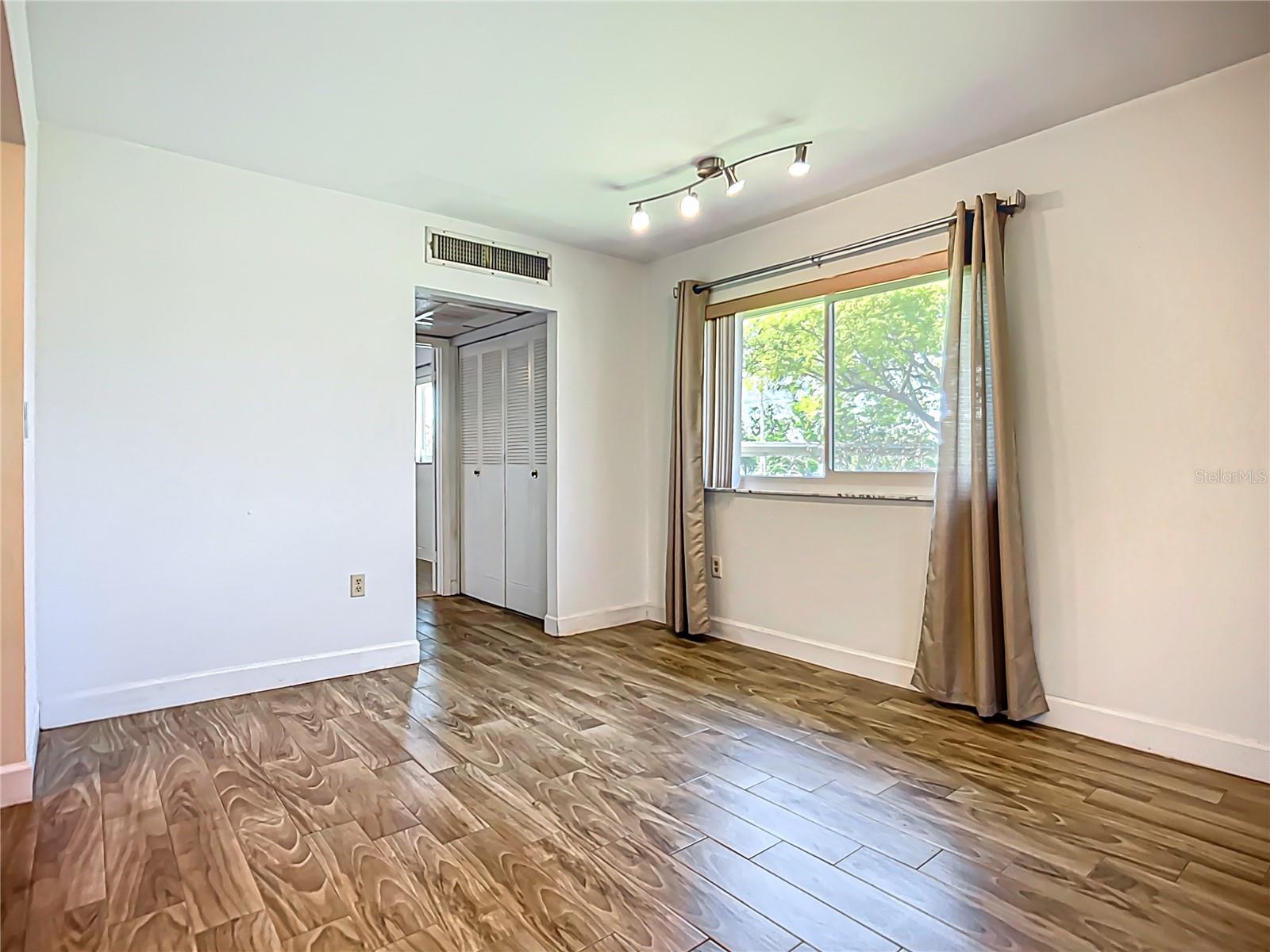 201 KINGS BLVD #14, SUN CITY CENTER, FL, 33573