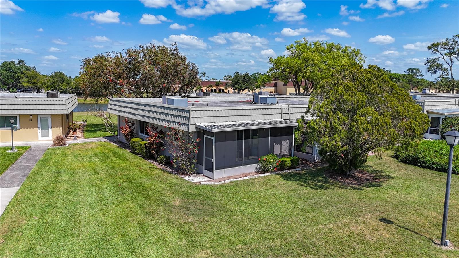 201 KINGS BLVD #14, SUN CITY CENTER, FL, 33573