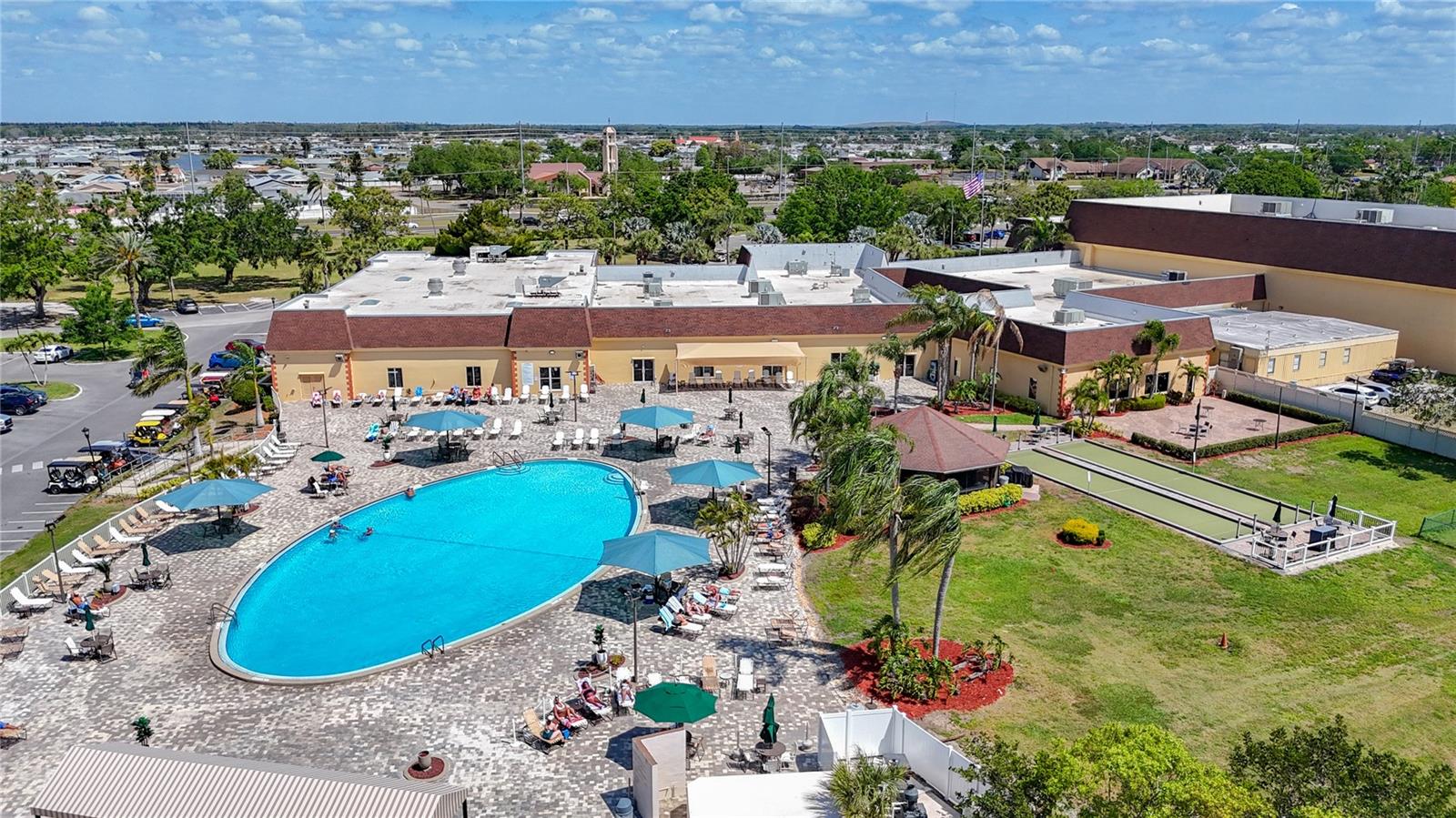 201 KINGS BLVD #14, SUN CITY CENTER, FL, 33573