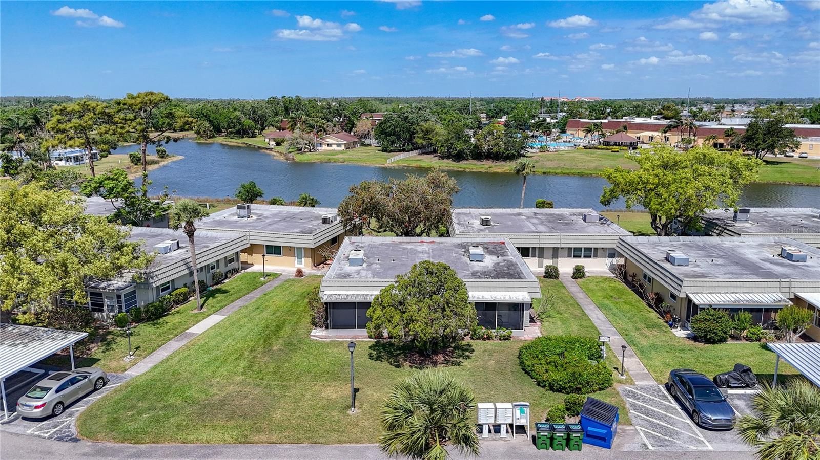 201 KINGS BLVD #14, SUN CITY CENTER, FL, 33573