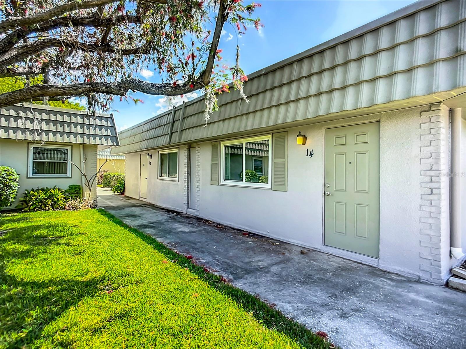 201 KINGS BLVD #14, SUN CITY CENTER, FL, 33573