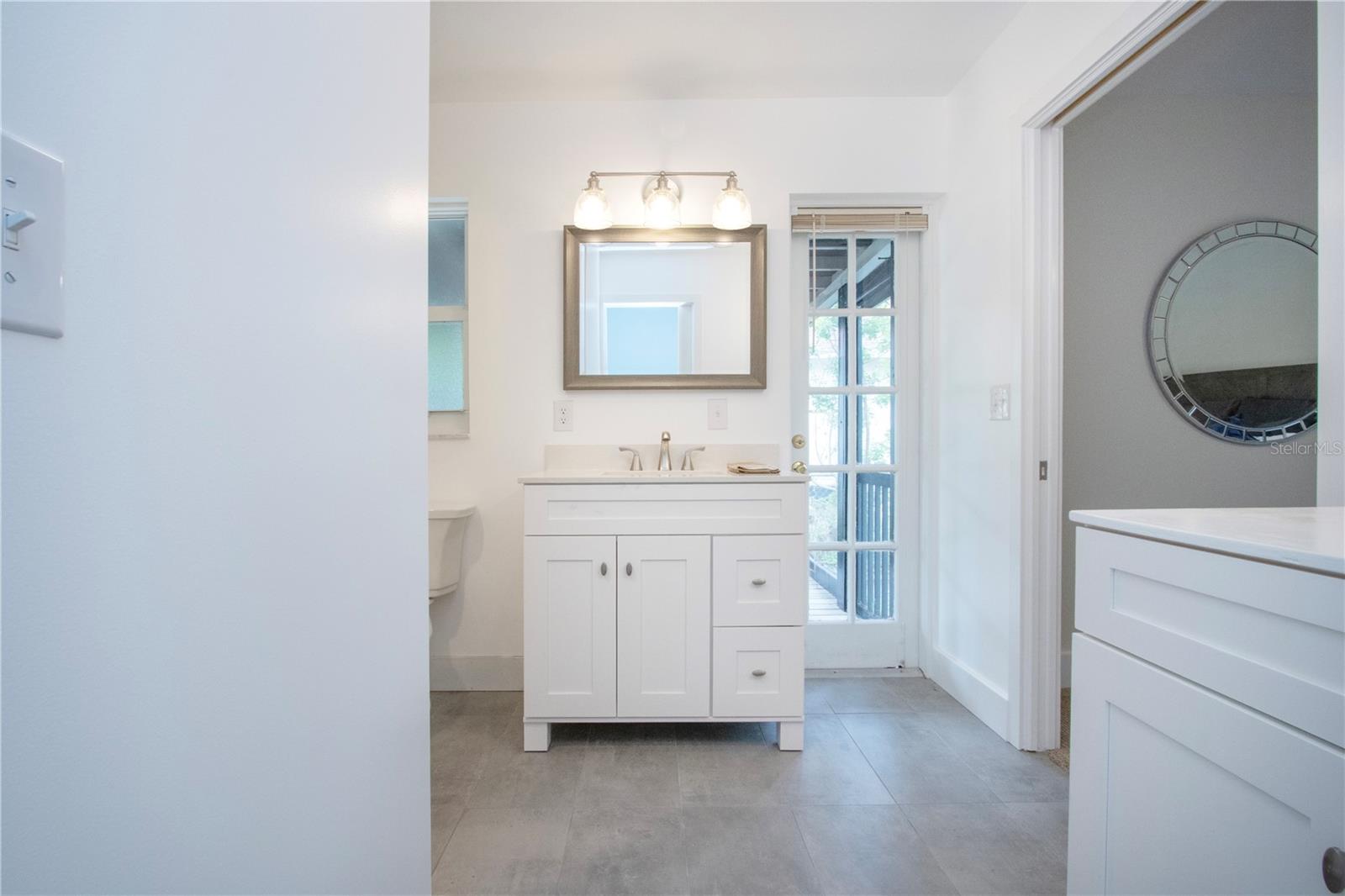 800 EVEREST RD, VENICE, FL, 34293