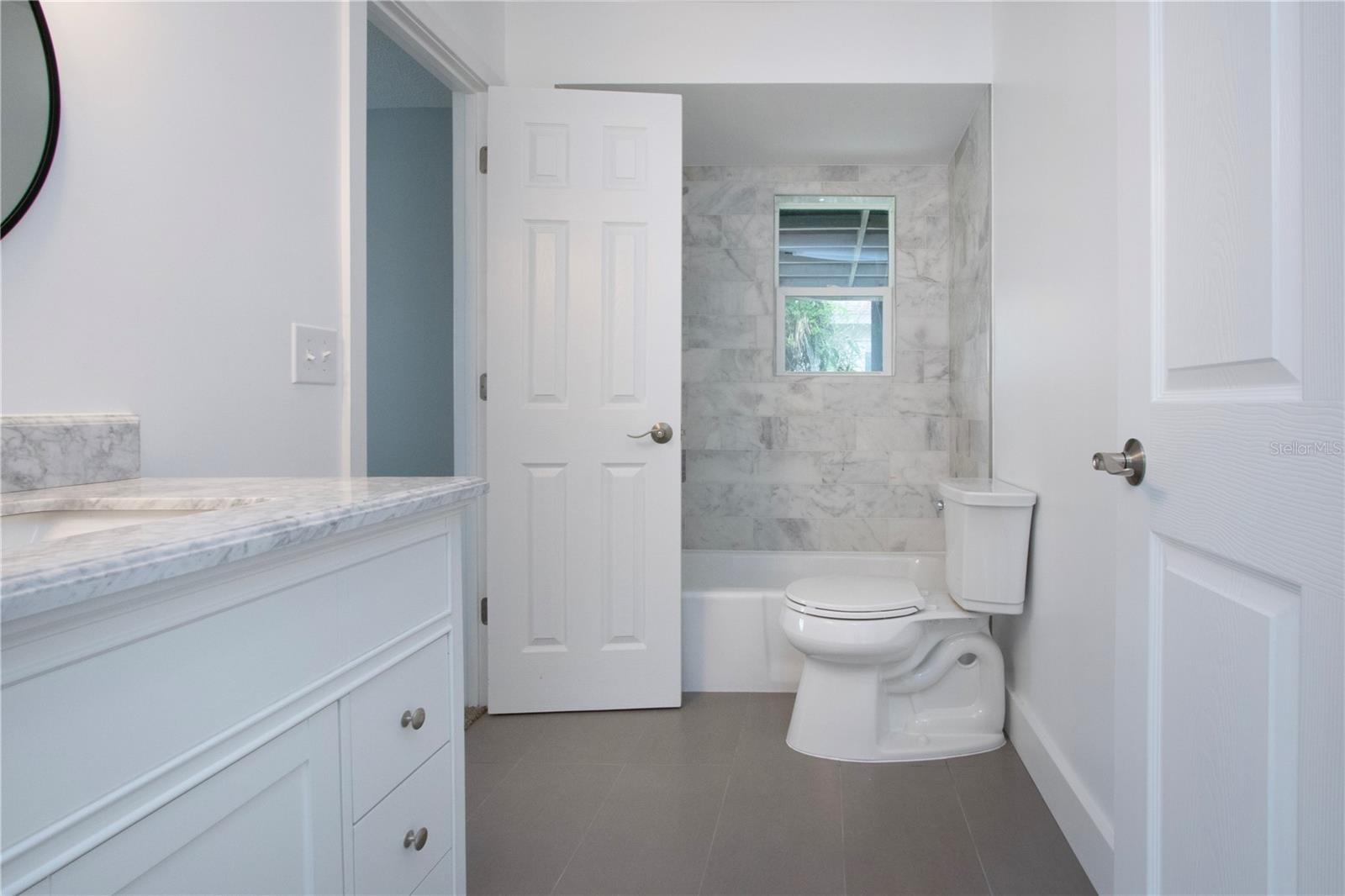 800 EVEREST RD, VENICE, FL, 34293