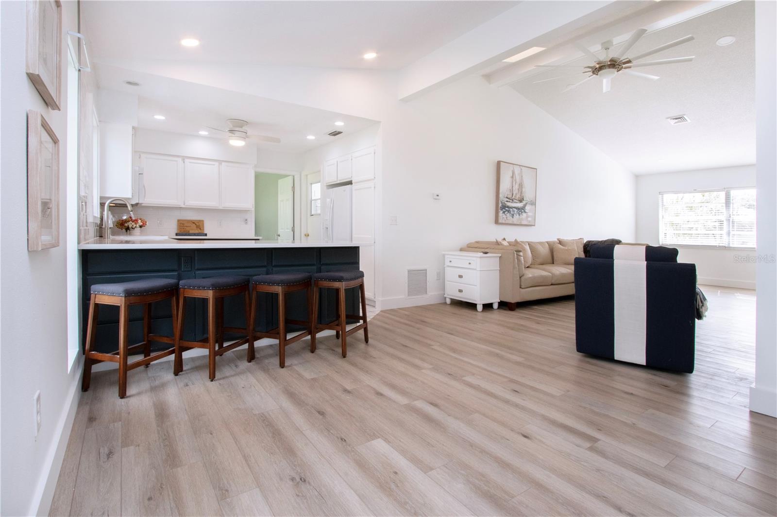 800 EVEREST RD, VENICE, FL, 34293