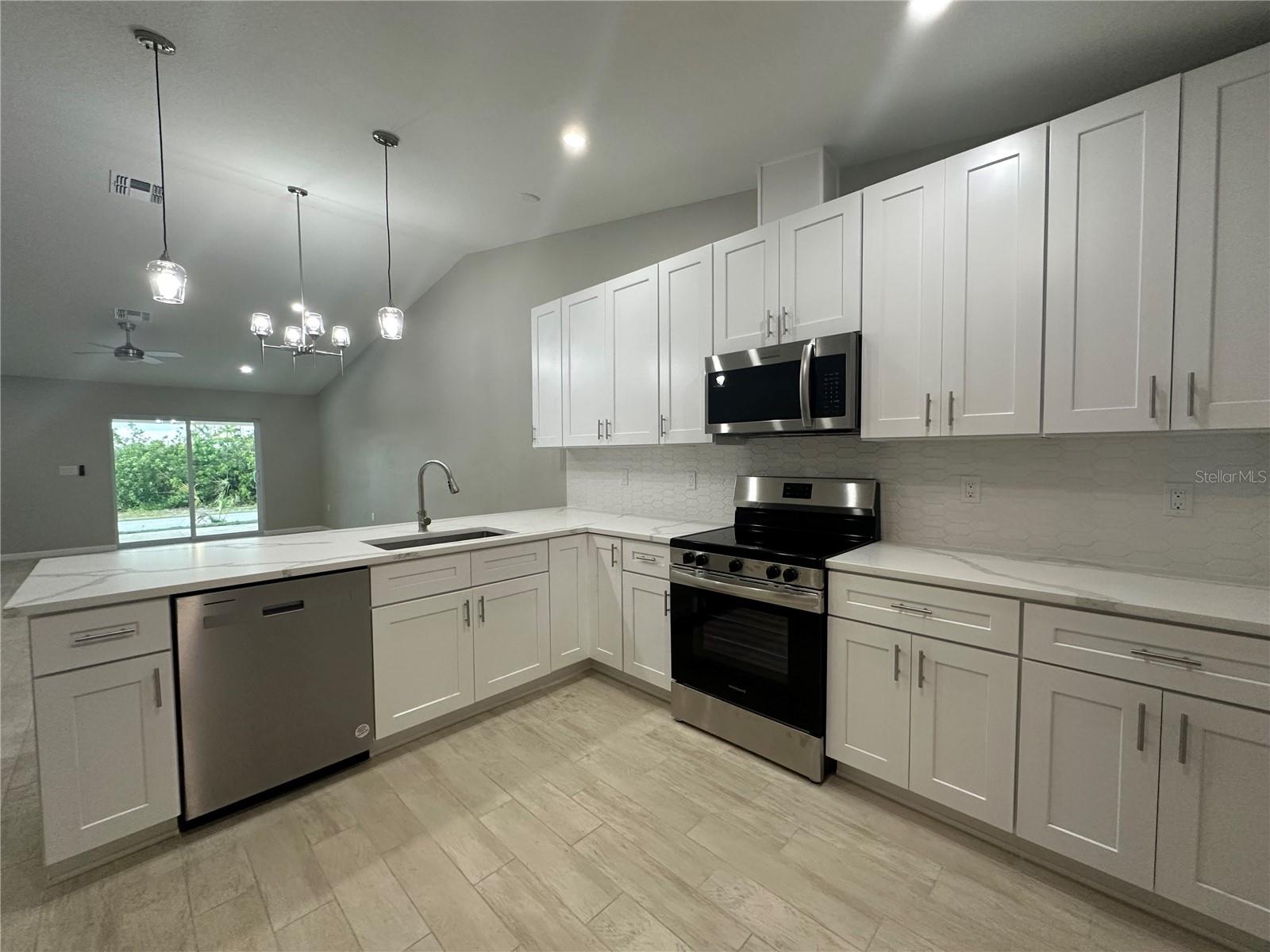 11144 PENDLETON AVE, ENGLEWOOD, FL, 34224