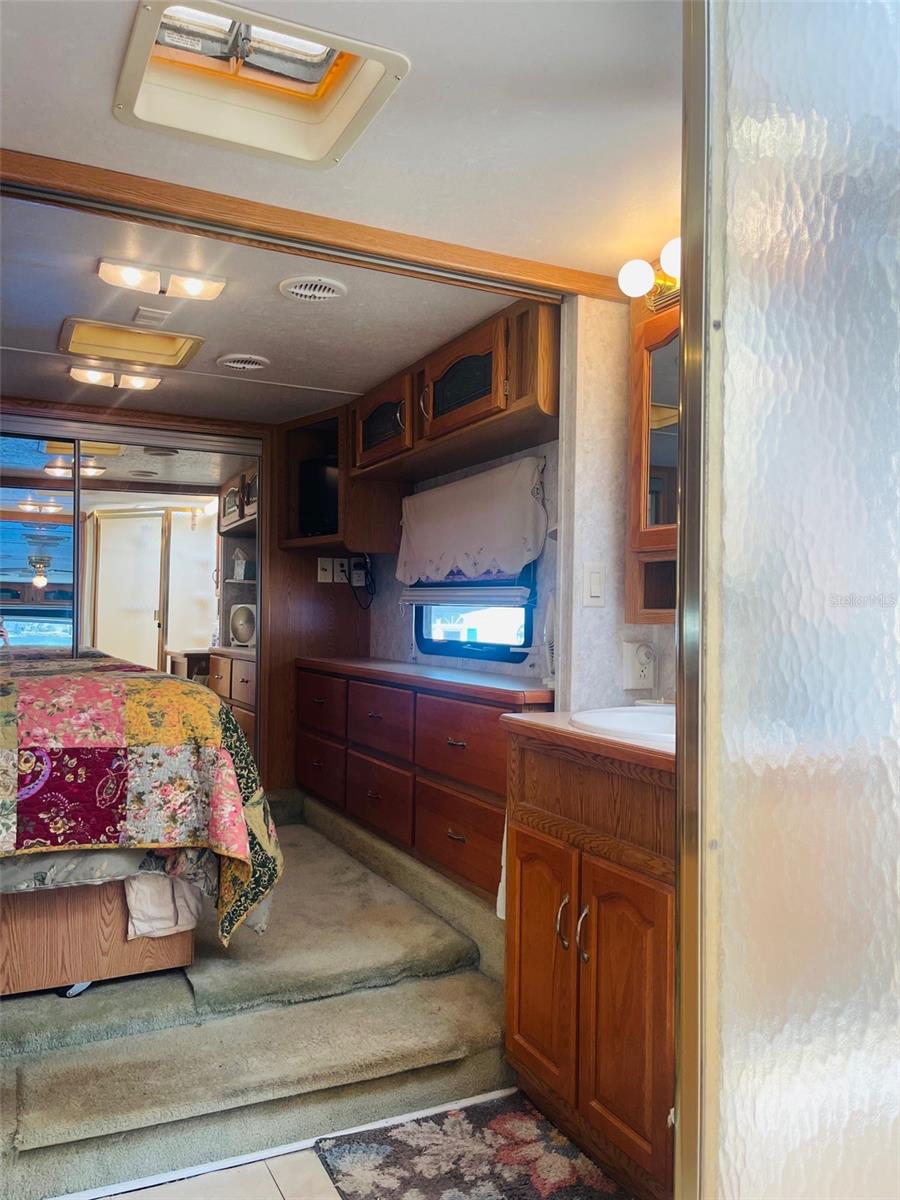 O6288245 Property Photo