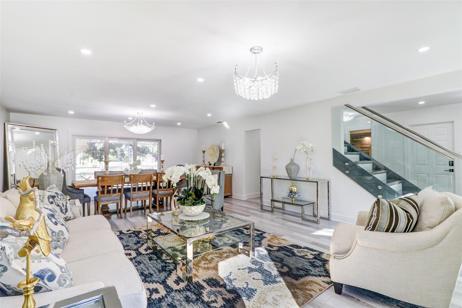 16212 W COURSE DR, TAMPA, FL, 33624