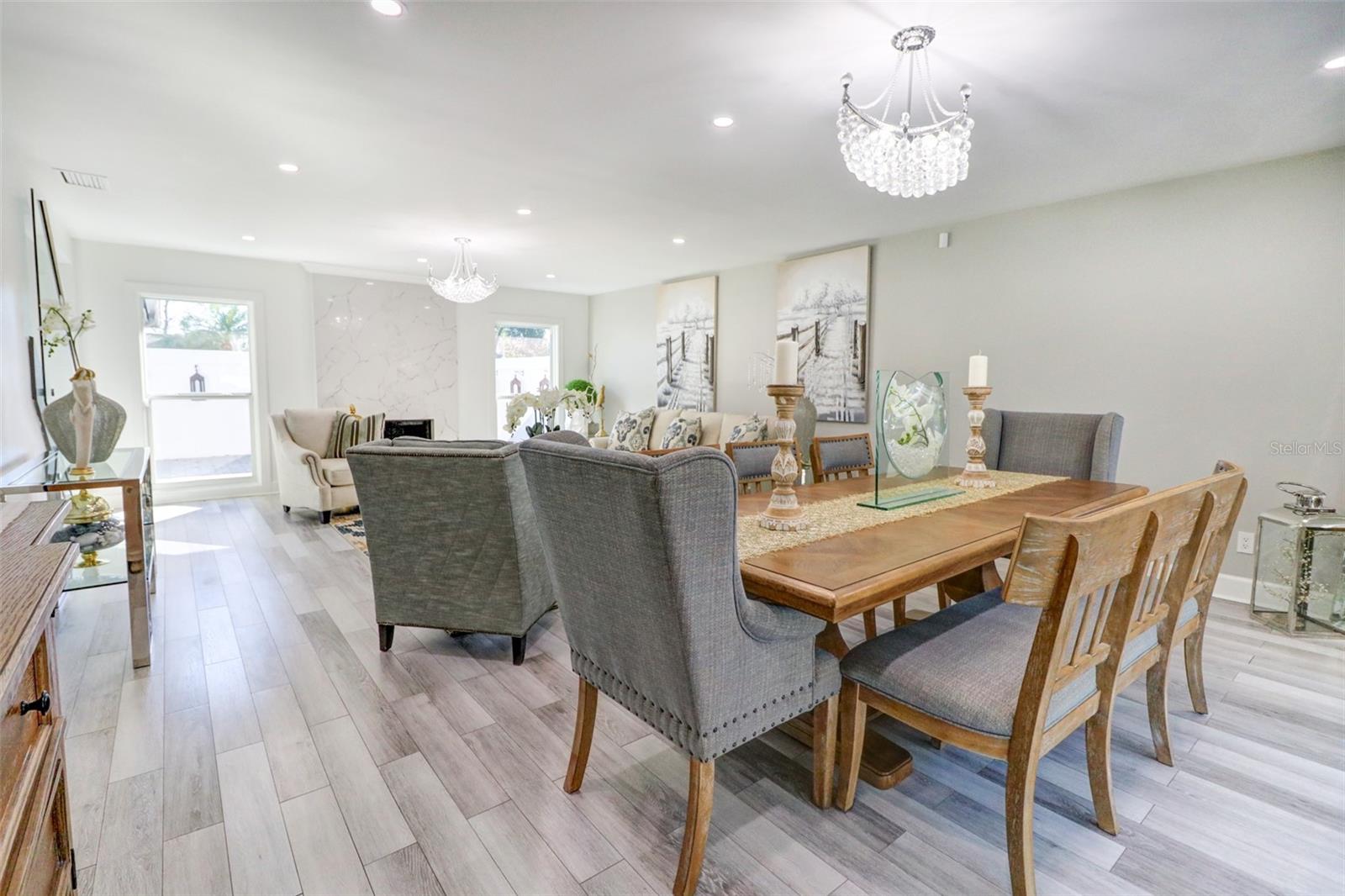 16212 W COURSE DR, TAMPA, FL, 33624