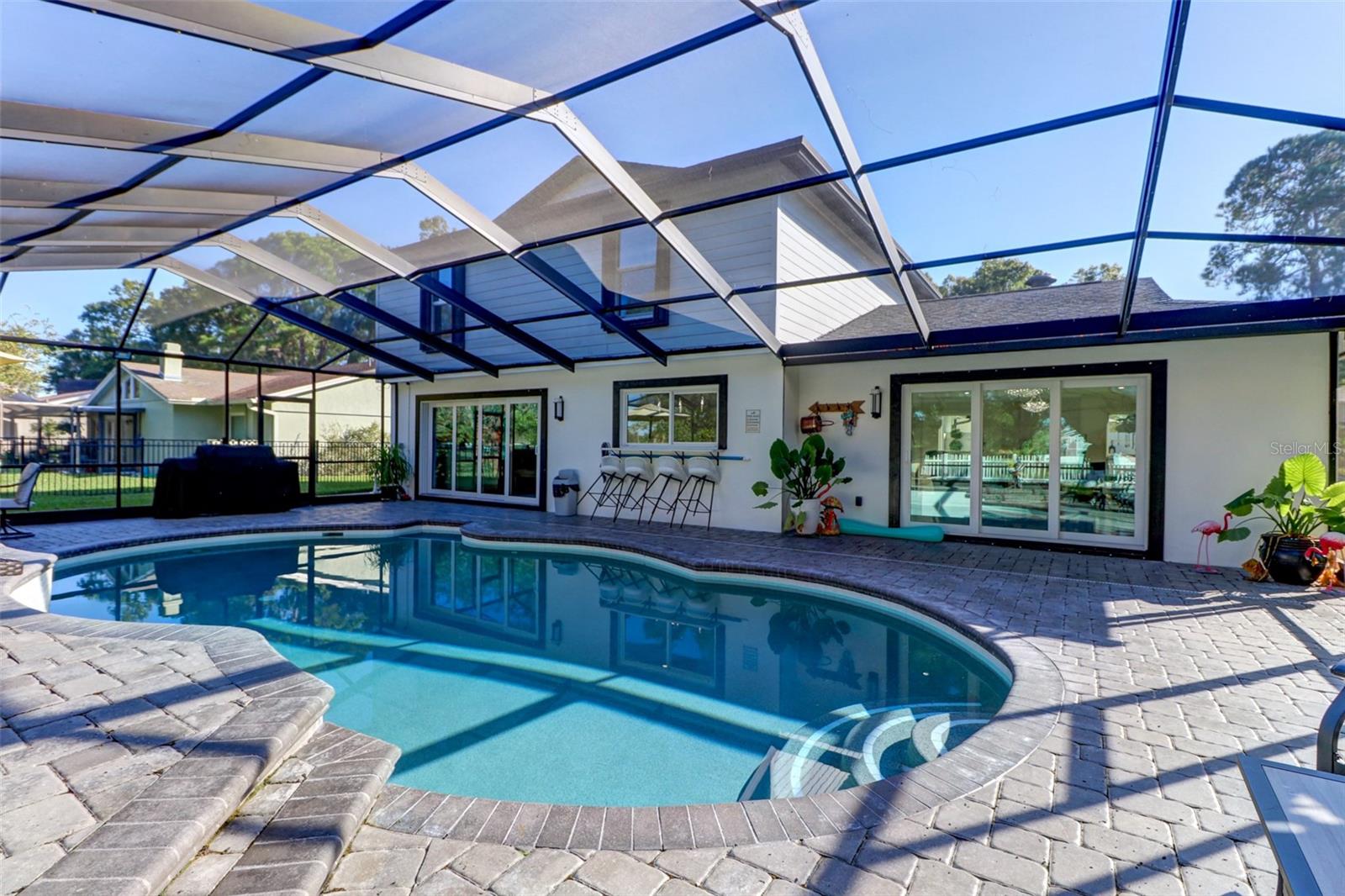 16212 W COURSE DR, TAMPA, FL, 33624