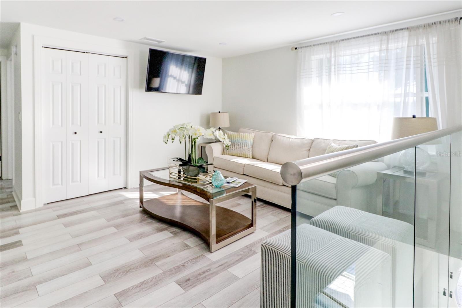 16212 W COURSE DR, TAMPA, FL, 33624