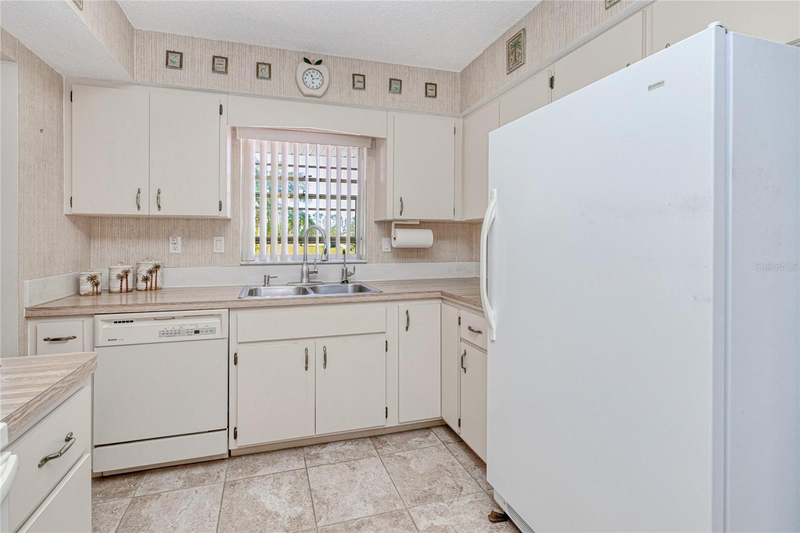 26058 DEEP CREEK BLVD, PUNTA GORDA, FL, 33983