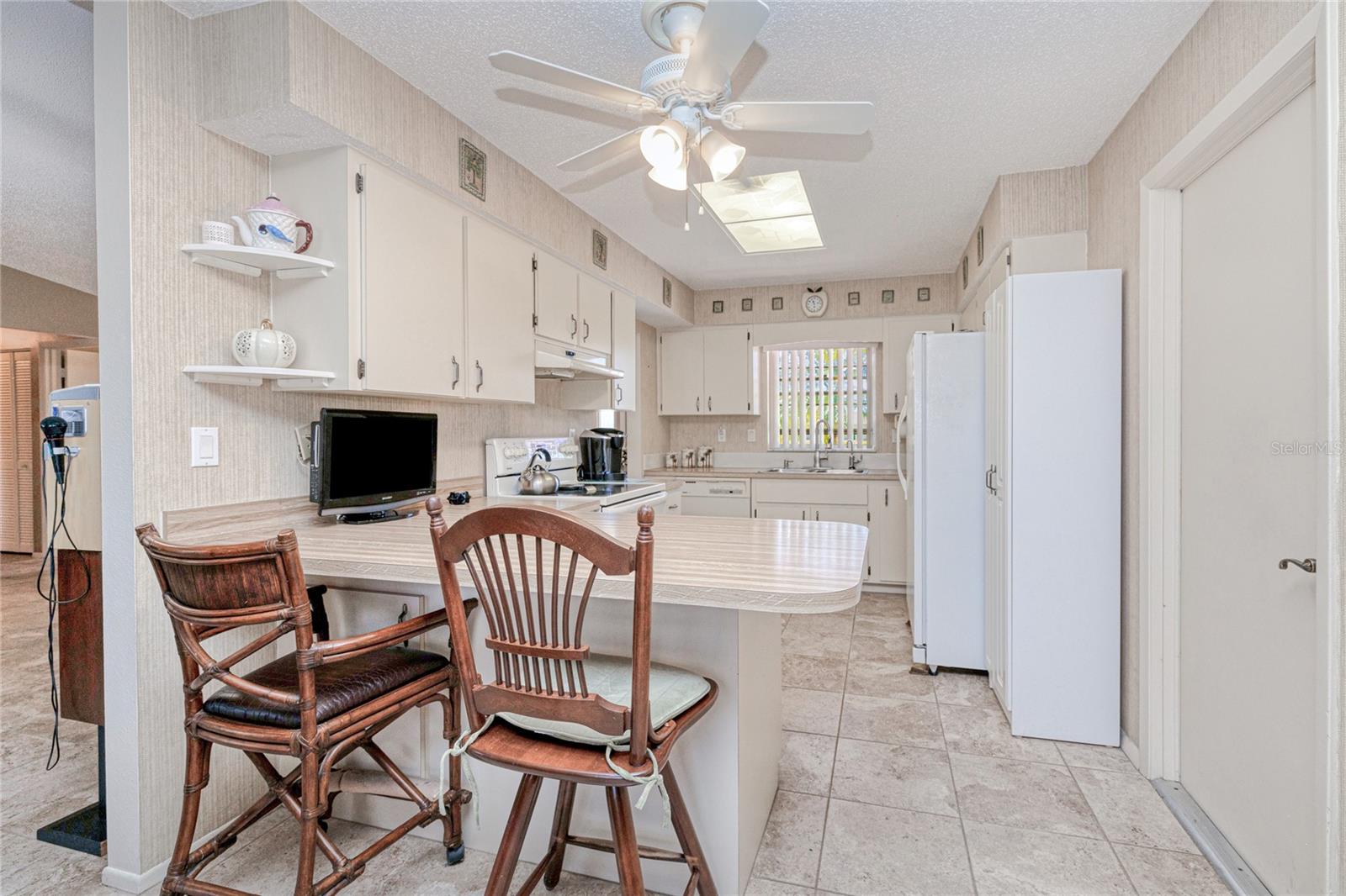 26058 DEEP CREEK BLVD, PUNTA GORDA, FL, 33983
