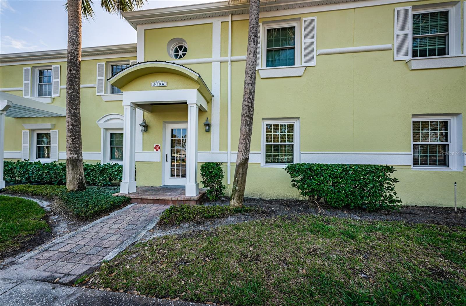 5196 BEACH DR SE #B, ST PETERSBURG, FL, 33705