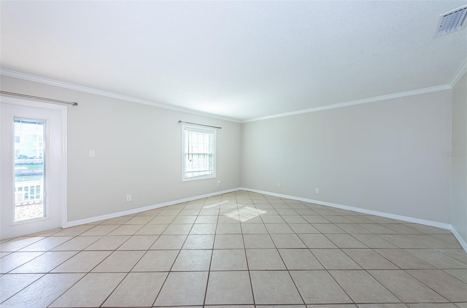 5196 BEACH DR SE #B, ST PETERSBURG, FL, 33705