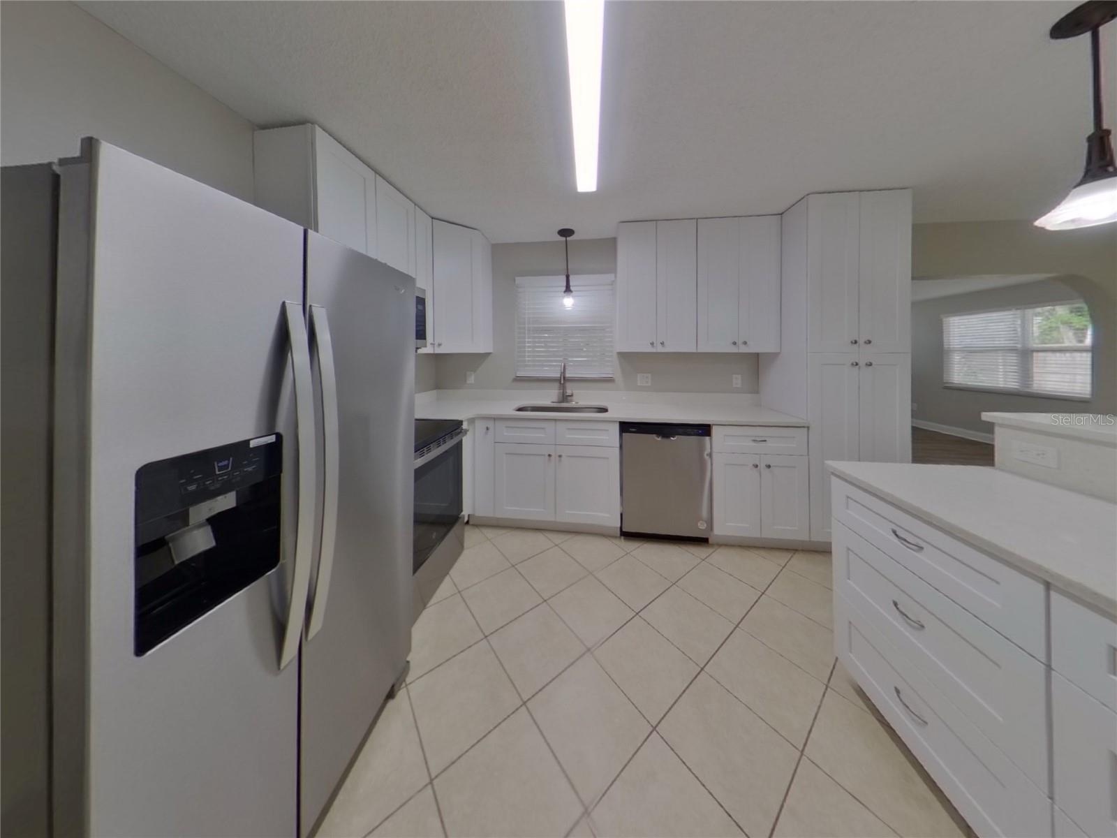 1522 PINE TREE DR, EDGEWATER, FL, 32132
