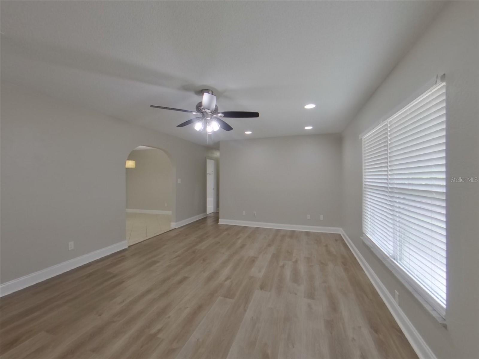 1522 PINE TREE DR, EDGEWATER, FL, 32132