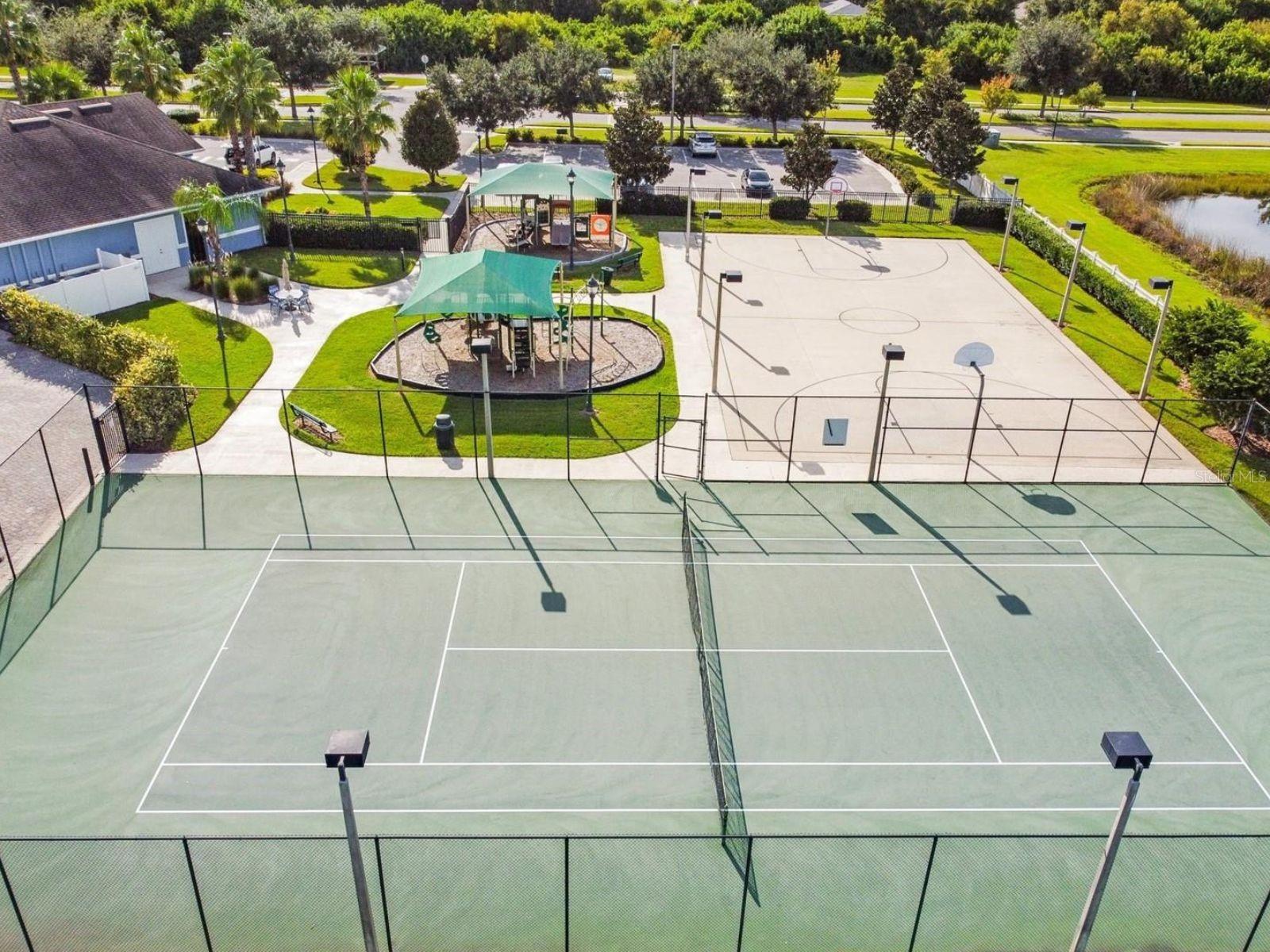 8213 CARRIAGE POINTE DR, GIBSONTON, FL, 33534