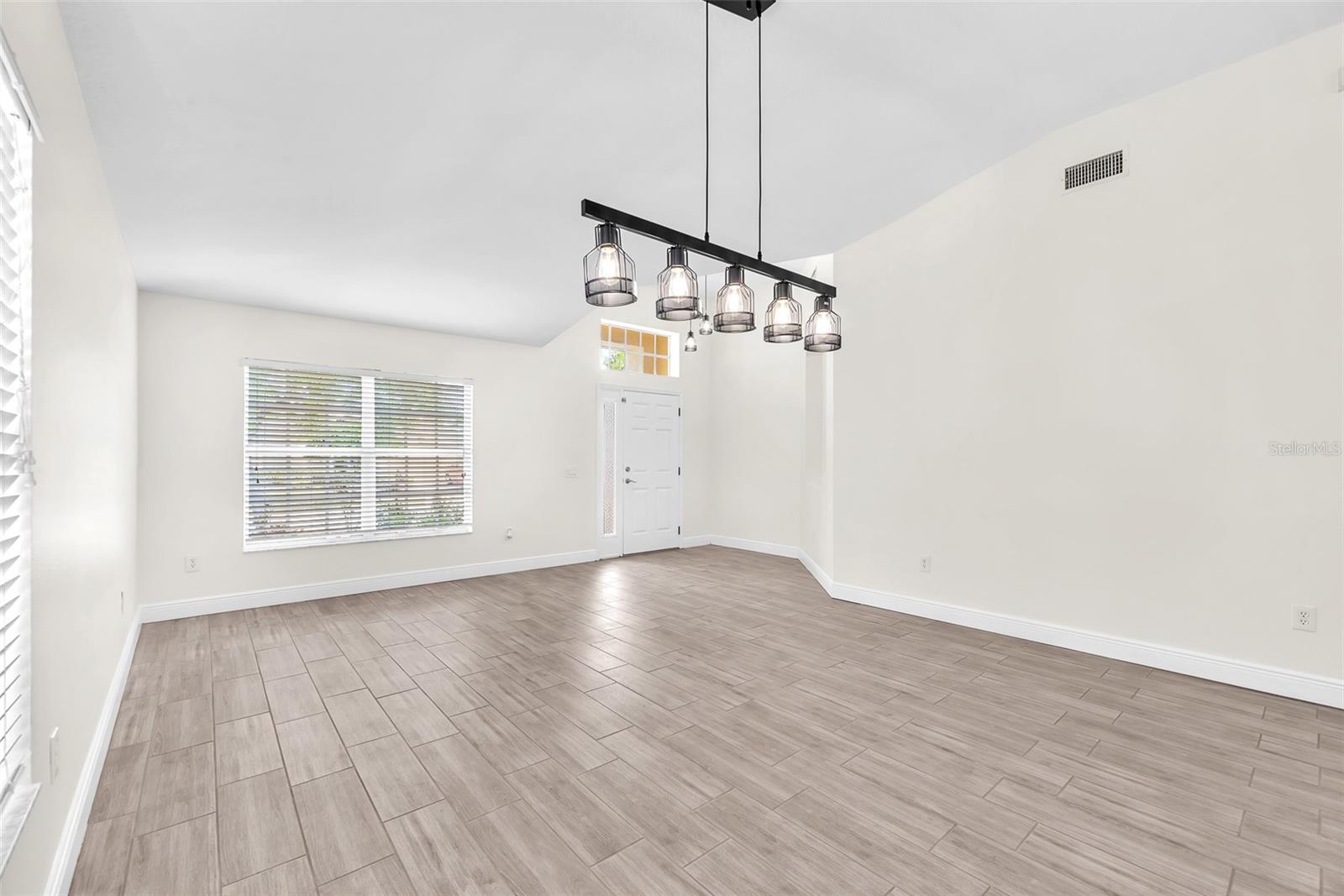 8213 CARRIAGE POINTE DR, GIBSONTON, FL, 33534